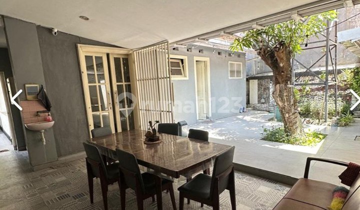 Sewa Rumah Bawean Bisa Buat Kantor 2