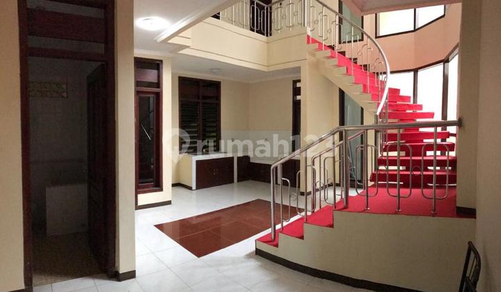 Rent near Sutomo Street 6 Rent near Sutomo Street 6