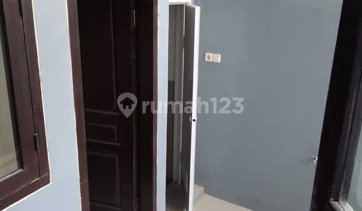 Sewa Rumah Baru Klampis Merr 2
