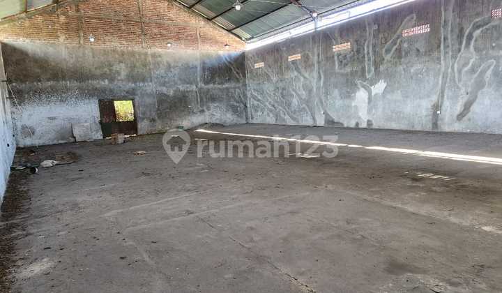 Building + Land Lease 2000m Gresik