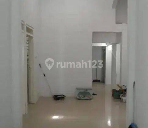 Dijual Rumah Wiguna Timur - Dekat Upn Rungkut 
 2