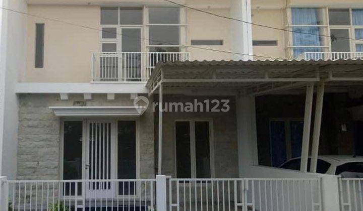 Dijual Rumah Terawat Siap Huni Green Lake Wonorejo  1