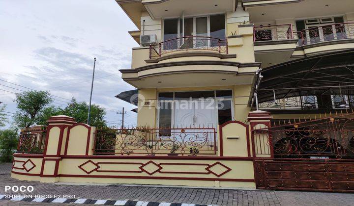 DiJual Rumah Mewah Tingkat Pantai Mentari 2