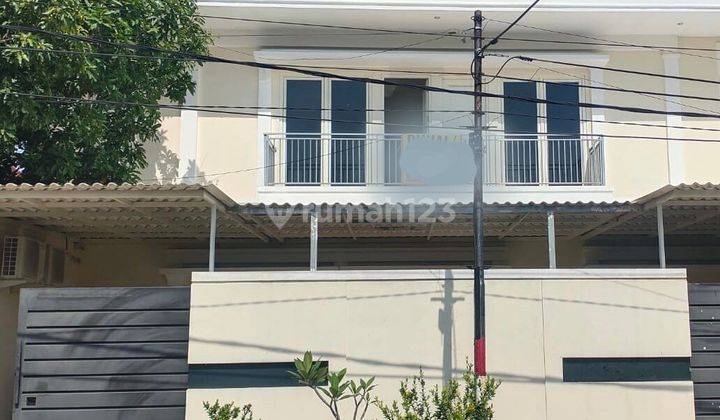 DiJual Rumah 2 Tingkat Mewah Pusat Kota Jln Rinjani 1