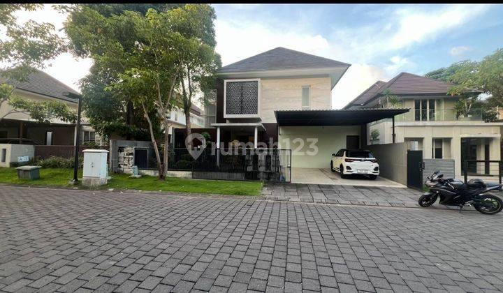 For Sale! Ada Pool! Dijual Rumah Siap Huni Di Graha Natura Minimalis Modern  1