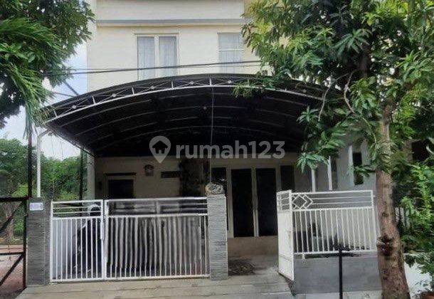 Dijual / Disewakan Rumah 2 Lantai Prapen Indah  1