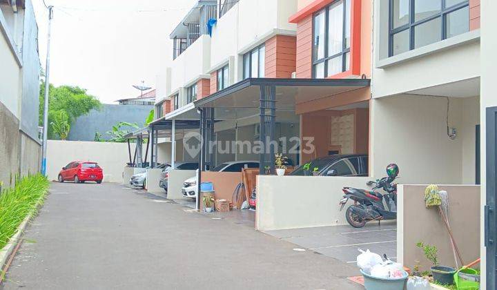 Rumah ready siap huni cawang dewi sartika 1