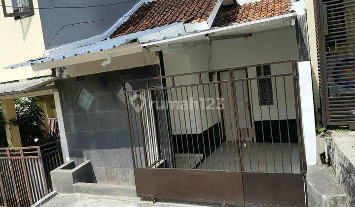 Rumah Siap Huni Sudah Renovasi di Komplek Daerah Padasuka Bandung 1