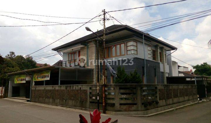 Rumah Mewah Posisi HOOK di Pasirluyu Regol Bandung  2