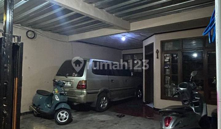 Rumah Bagus Unfurnished SHM Sukajadi, Bandung 2