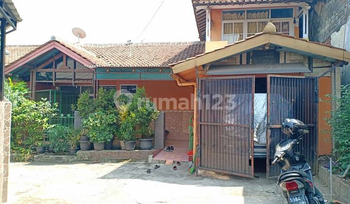 Rumah Luas Siap Huni SHM, di Cibeunying Bandung Rumah Luas Siap Huni SHM, di Cibeunying Bandung