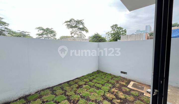 Rumah Baru Mewah 2,5 Lantai HGB, di Dago 2