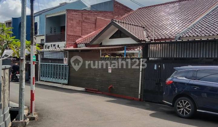 Rumah Luas 2 Lantai Siap Huni SHM di Pasir Luyu Regol Rumah Luas 2 Lantai Siap Huni SHM di Pasir Luyu Regol