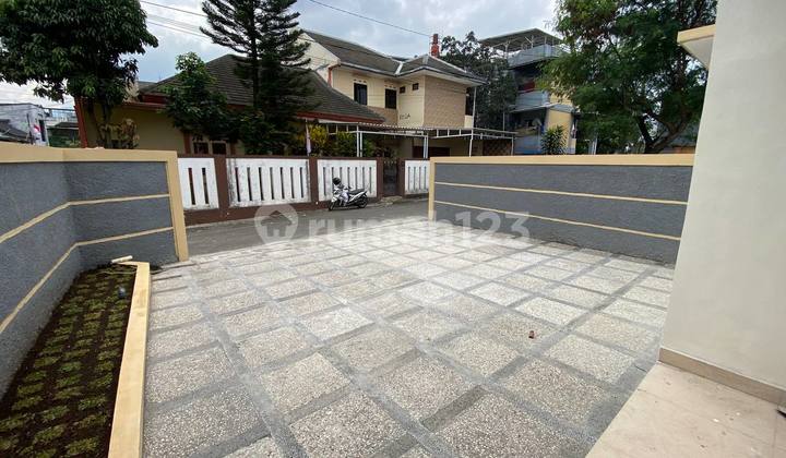 Rumah Baru Hook Luas Bangunan 150 di Arcamanik Cisaranten Haraga 1,35 Milyar Nego