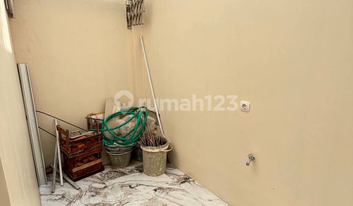 Rumah Bagus Unfurnished SHM Cibiru, Bandung 2