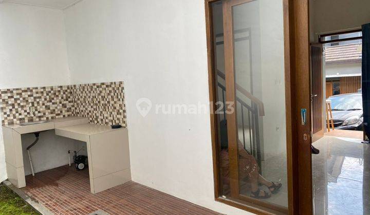 Rumah 2 Lantai Minimalis Modern di Cluster Sariwangi Bandung 2