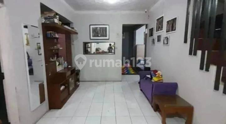 Rumah Bagus Unfurnished SHM Antapani, Bandung 2