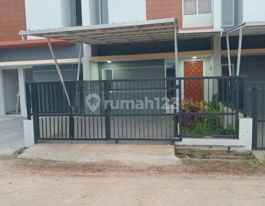 Rumah Modern Minimalis 2 Lantai di Komplek Rancaekek 1