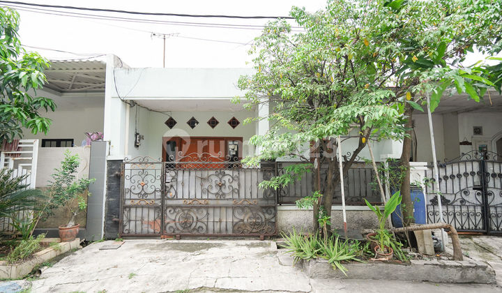 Rumah Terawat 14 Menit ke Summarecon Mall Bekasi Dibantu KPR J36428 Rumah Terawat 14 Menit ke Summarecon Mall Bekasi Dibantu KPR J36428