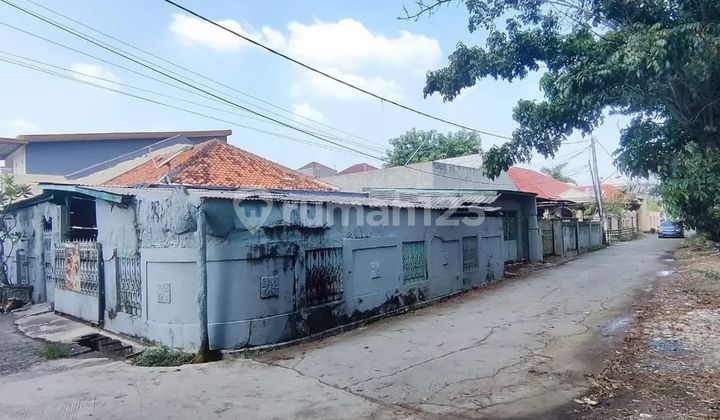 Rumah Luas 16 Menit ke Summarecon Mall Bekasi SHM Dibantu KPR J-34178 2