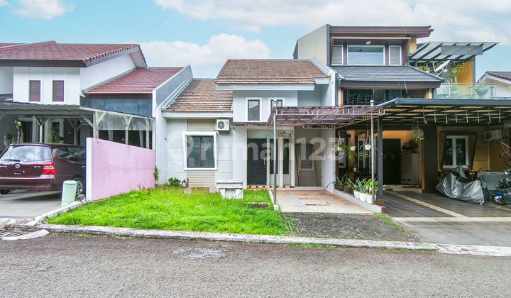 Translation: "Large 2-Story House 15 Minutes to Mall Ciputra Cibubur KPR Assisted J20014" Translation: "Large 2-Story House 15 Minutes to Mall Ciputra Cibubur KPR Assisted J20014"