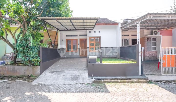 Well-Maintained 1-Story House, 15 Minutes to RSIA Citra Insani, SHM, Ready to Occupy J24640