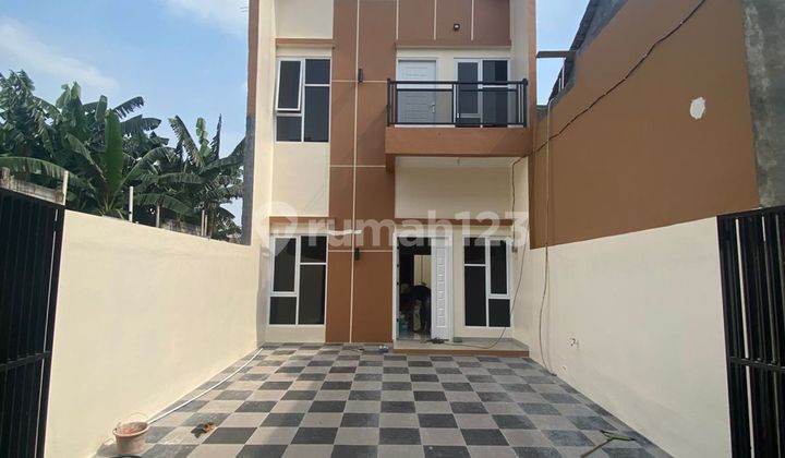 Rumah Strategis 10 Menit ke Gerbang Tol Pondok Gede Siap Huni J39480 1