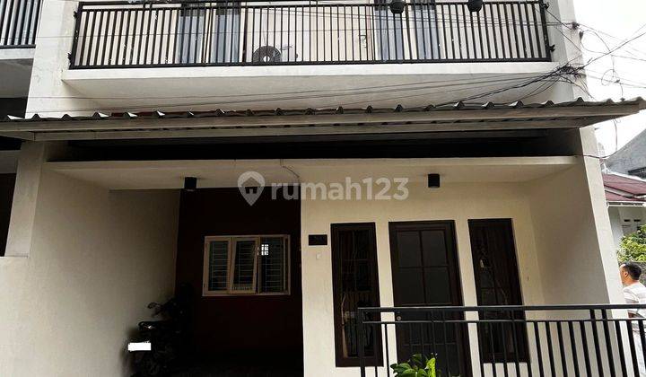 Rumah 2 Lt Luas Ada Carport 10 Menit ke Lippo Plaza Keboen Raya Siap KPR J26167 1