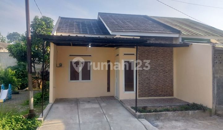 Rumah Strategis 9 Menit ke The Park Sawangan SHM Dibantu KPR J-36721