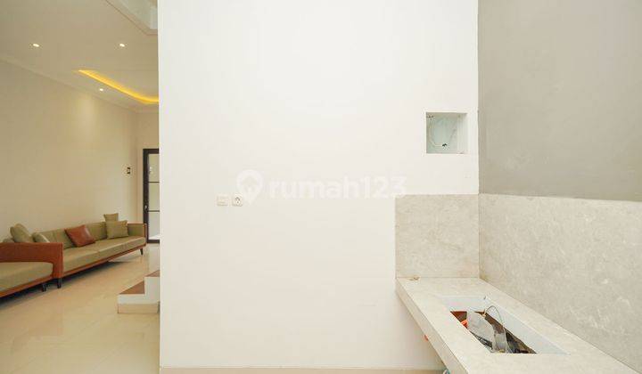 Rumah Cantik 15 Menit ke Terminal Gedoran Depok Margonda Dibantu KPR J31470 2