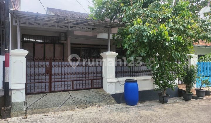 Rumah Luas LT 200 Dekat Cipayung Akses Dekat Gerbang Tol bisa KPR J38879 2