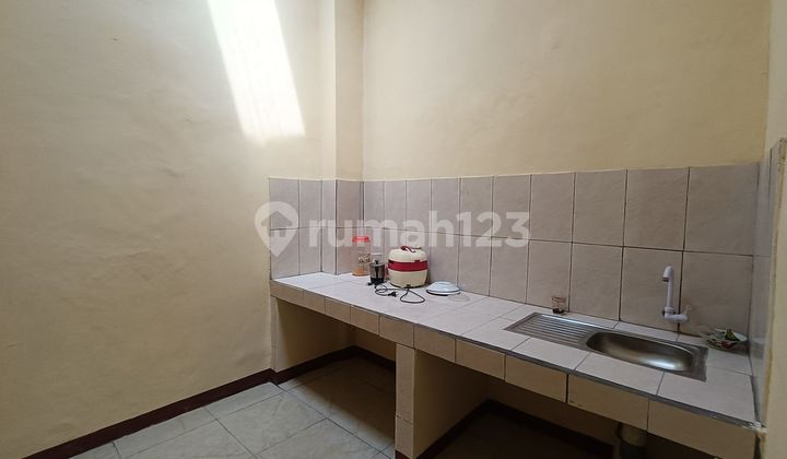 Rumah Strategis di Bekasi Dekat Summarecon Mall 3 KT Hadap Utara J36081 2