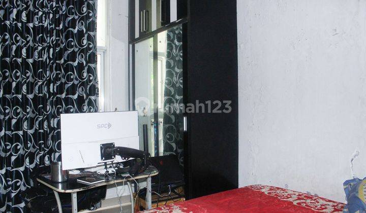 Rumah 3 Lantai di Lokasi Strategis Depok Harga Nego Siap Kpr J20965 2