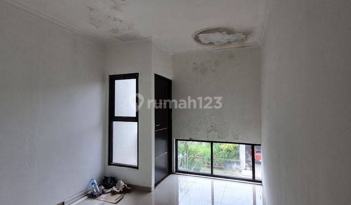 ruang tamu rumah minimalis lt 120 akses