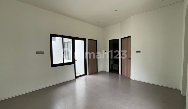 Rumah Siap Huni 14 Menit ke Mal Ciputra Cibubur Dibantu KPR J33273 2