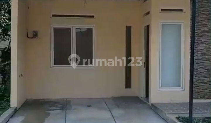 Rumah Strategis 9 Menit ke The Park Sawangan SHM Dibantu KPR J-36721 2