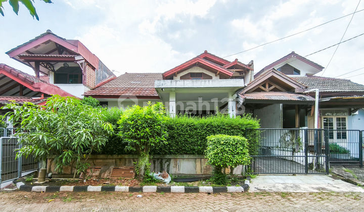 2-Story House with SHM 12 Minutes to Cibubur Junction Assisted by KPR J-36689 2-Story House with SHM 12 Minutes to Cibubur Junction Assisted by KPR J-36689