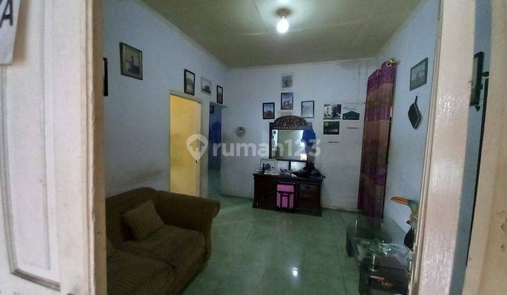 Rumah LT 196 SHM Dibantu KPR 15 Menit ke Stasiun Depok Bisa Nego J28120 2