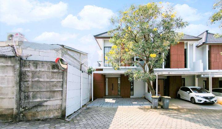 Rumah 2 Lt Carport Luas 15 Menit ke Cinere Bellevue Mall Dibantu KPR J26029 1