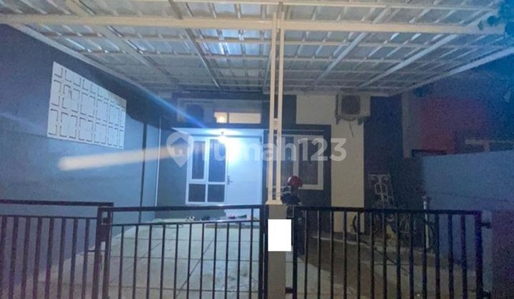 Rumah Siap Huni dekat Metropolitan Mall Cibubur Dibantu KPR J-25985 Rumah Siap Huni dekat Metropolitan Mall Cibubur Dibantu KPR J-25985