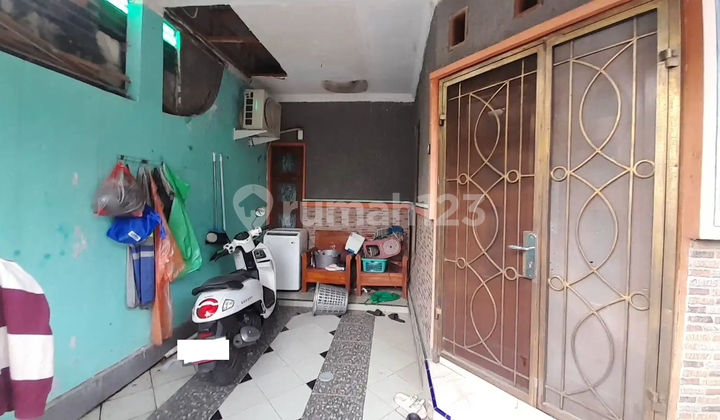 Rumah Terawat 1 Lt 6 Menit ke RS Citra Medika Depok Hadap Utara J39290 2