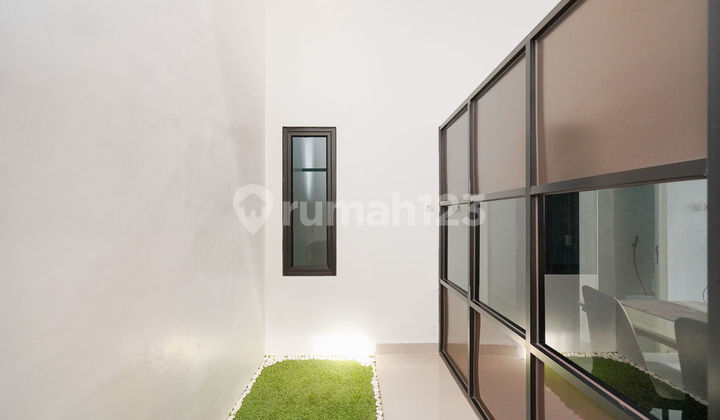 Dream Home Ready to Live in 11 Minutes to Bekasi Junction with KPR J-31336 Assistance