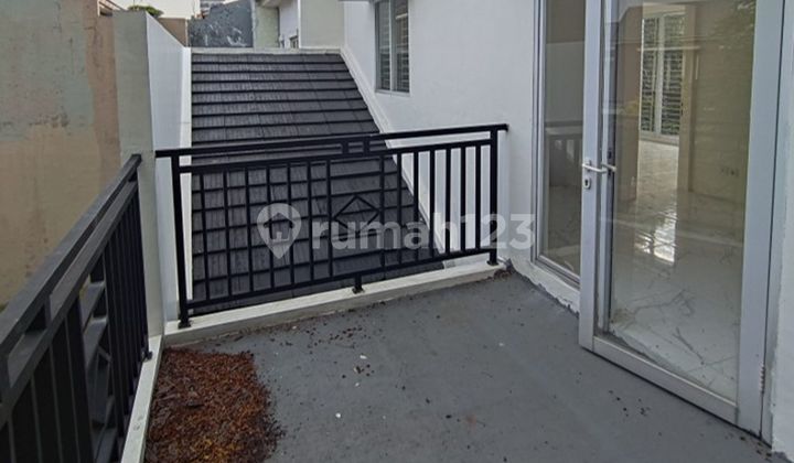 Asri Hook House 15 minutes to Living World Alam Sutera, Ready for Mortgage J17686 2