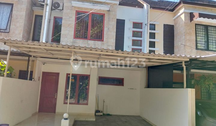 Rumah 2 Lt SHM Hadap Utara 14 Menit ke Gerbang Tol Limo 2 J-35383 Rumah 2 Lt SHM Hadap Utara 14 Menit ke Gerbang Tol Limo 2 J-35383