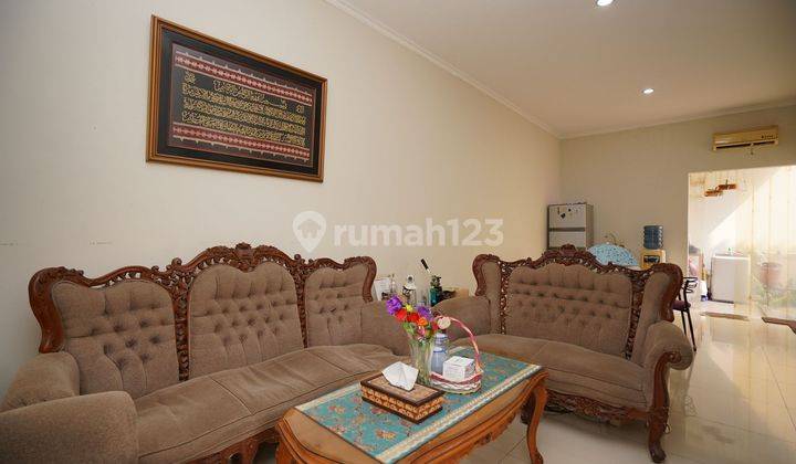 Rumah 2 Lantai 15 Menit ke Gerbang Toll Pondok Gede Dibantu KPR J-23211 2