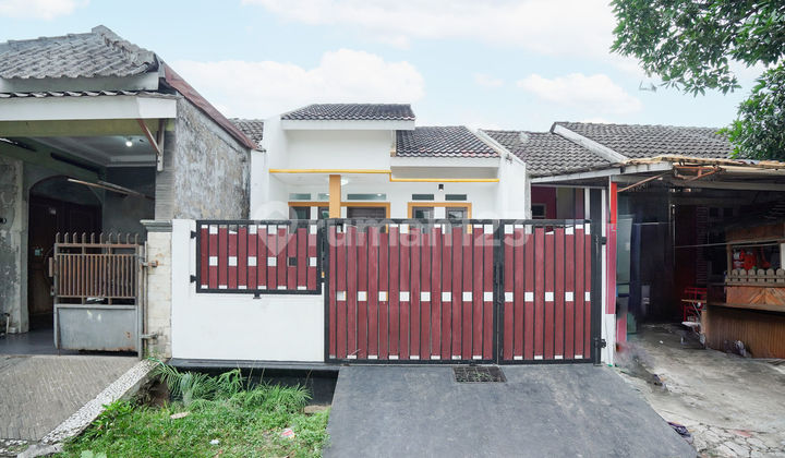 North-Facing House 15 Minutes to Bekasi Terminal Ready for KPR J-37294
