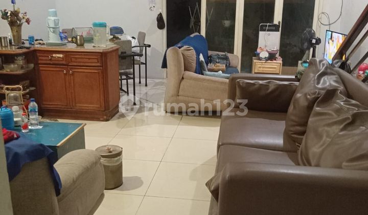 Rumah 4 KT Strategis 8 Menit ke Transpark Mall Bintaro Dibantu KPR J33672 2