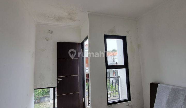 ruang tamu rumah minimalis lt 120 akses