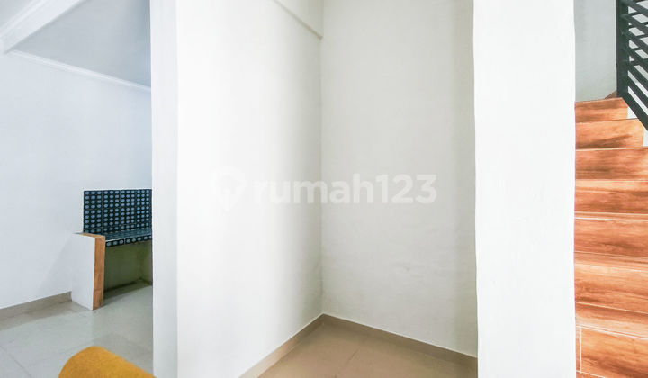 Renovated House with SHM 15 Minutes to Cibinong City Mall Ready to Occupy J29015 Renovated House with SHM 15 Minutes to Cibinong City Mall Ready to Occupy J29015