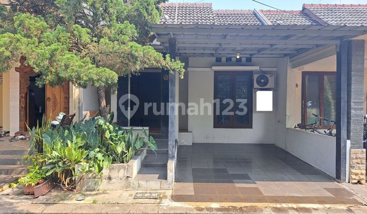 Rumah Strategis 8 Menit ke Mall The Park Sawangan Bebas Banjir J36376 1